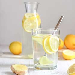 air lemon hangat